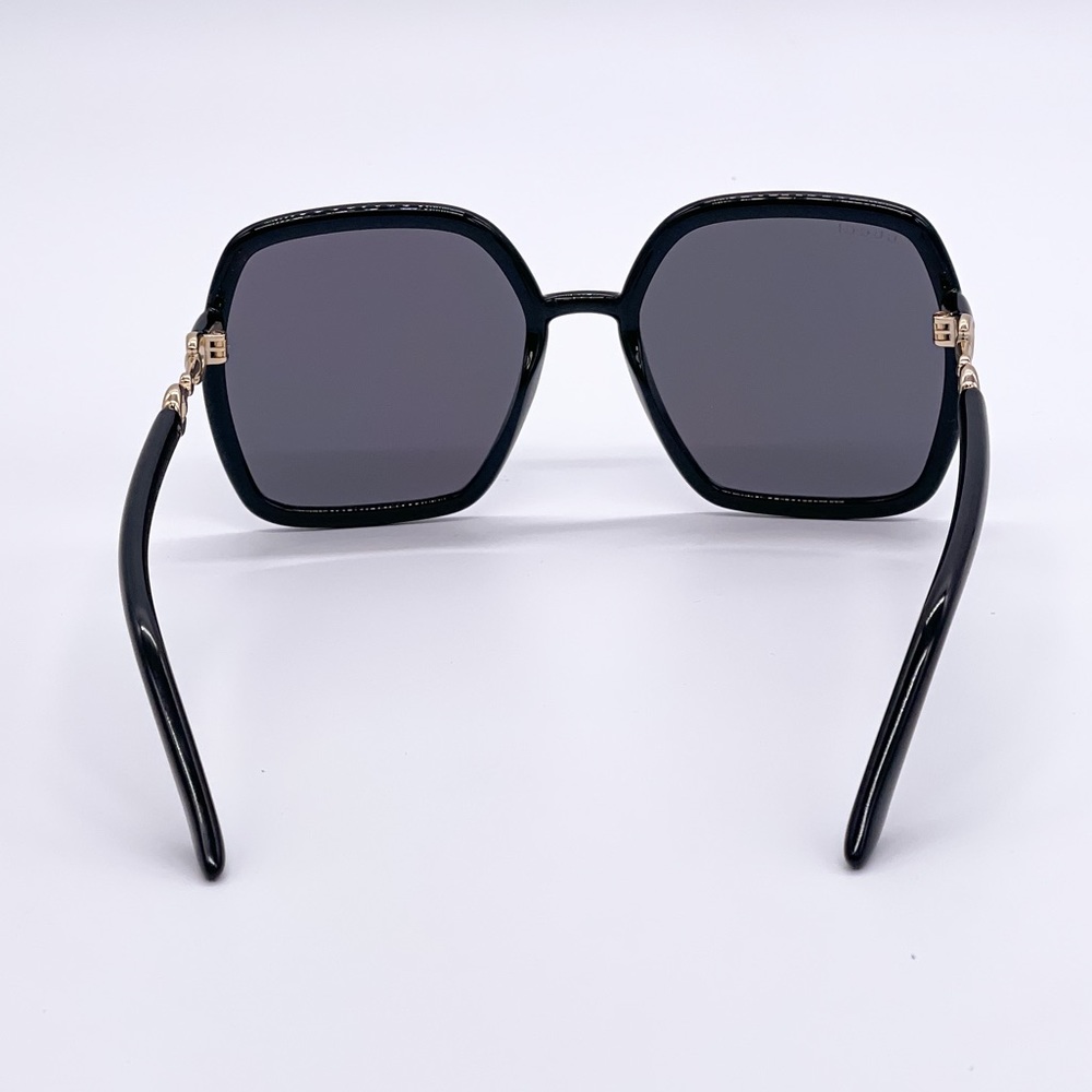 NEW GUCCI GG0890S 001 SQUARE FRAME SUNGLASSES GUCCI GG0890S BLACK - Picture 8 of 14